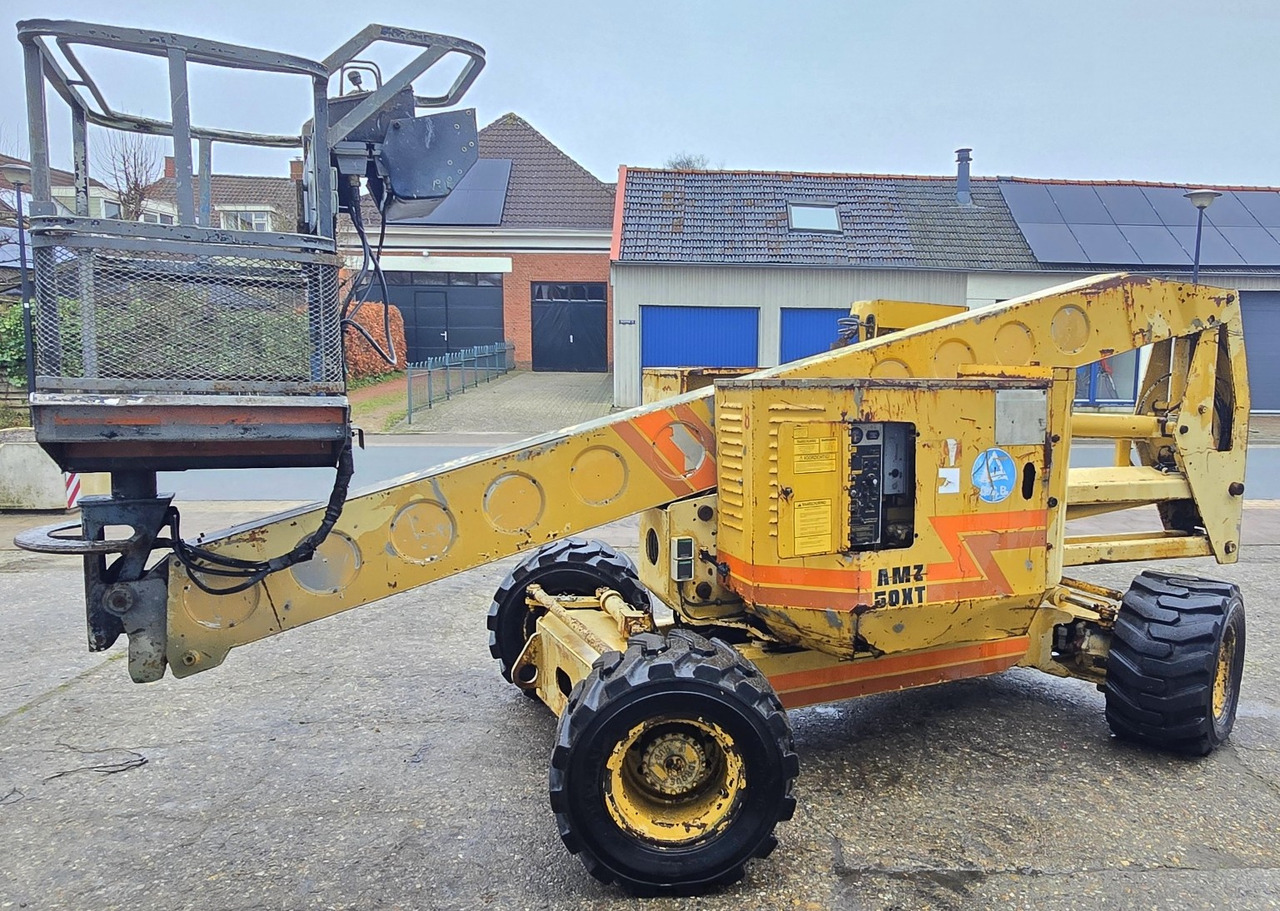 GROVE AMZ50XT - Articulated boom: picture 4 GROVE AMZ50XT - Articulated boom: picture 4