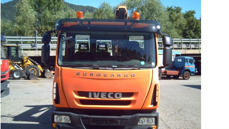 Iveco EUROCARGOeurocargo 120el22 - Dropside/ Flatbed truck, Crane truck: picture 4 Iveco EUROCARGOeurocargo 120el22 - Dropside/ Flatbed truck, Crane truck: picture 4