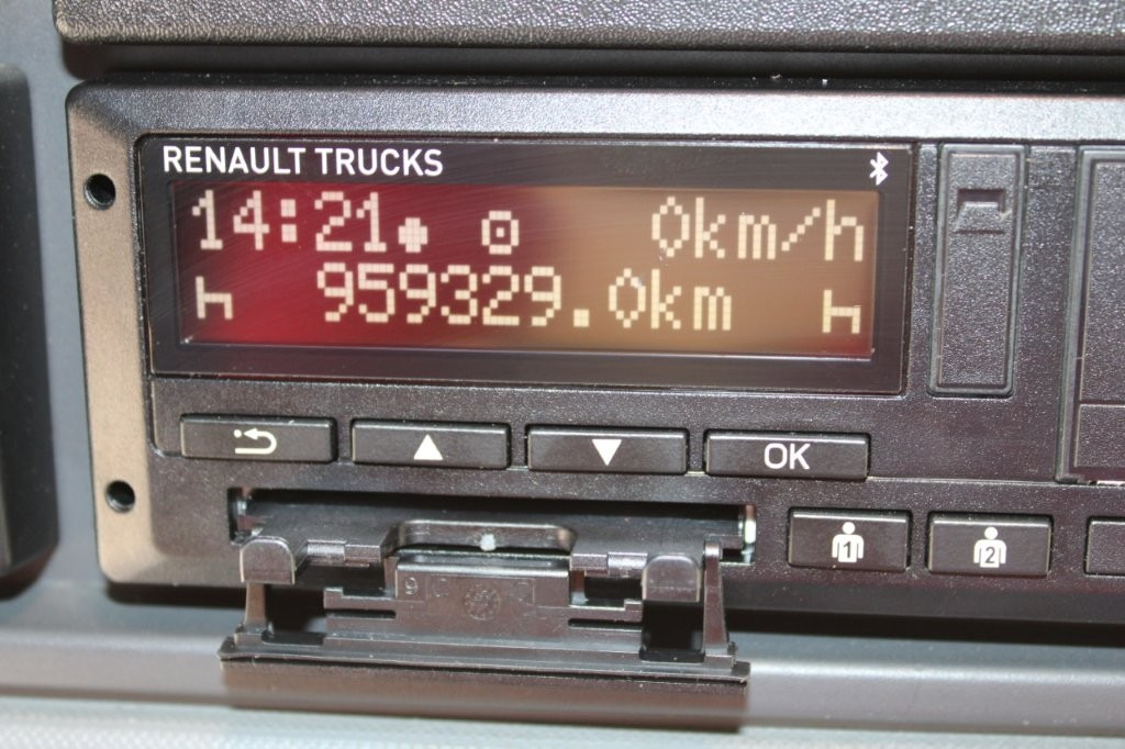 Tractor unit Renault T 480: picture 16