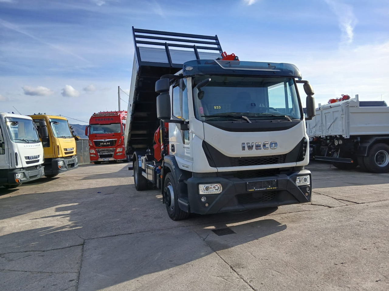 IVECO EUROCARGO 160-280 - Crane truck: picture 5 IVECO EUROCARGO 160-280 - Crane truck: picture 5