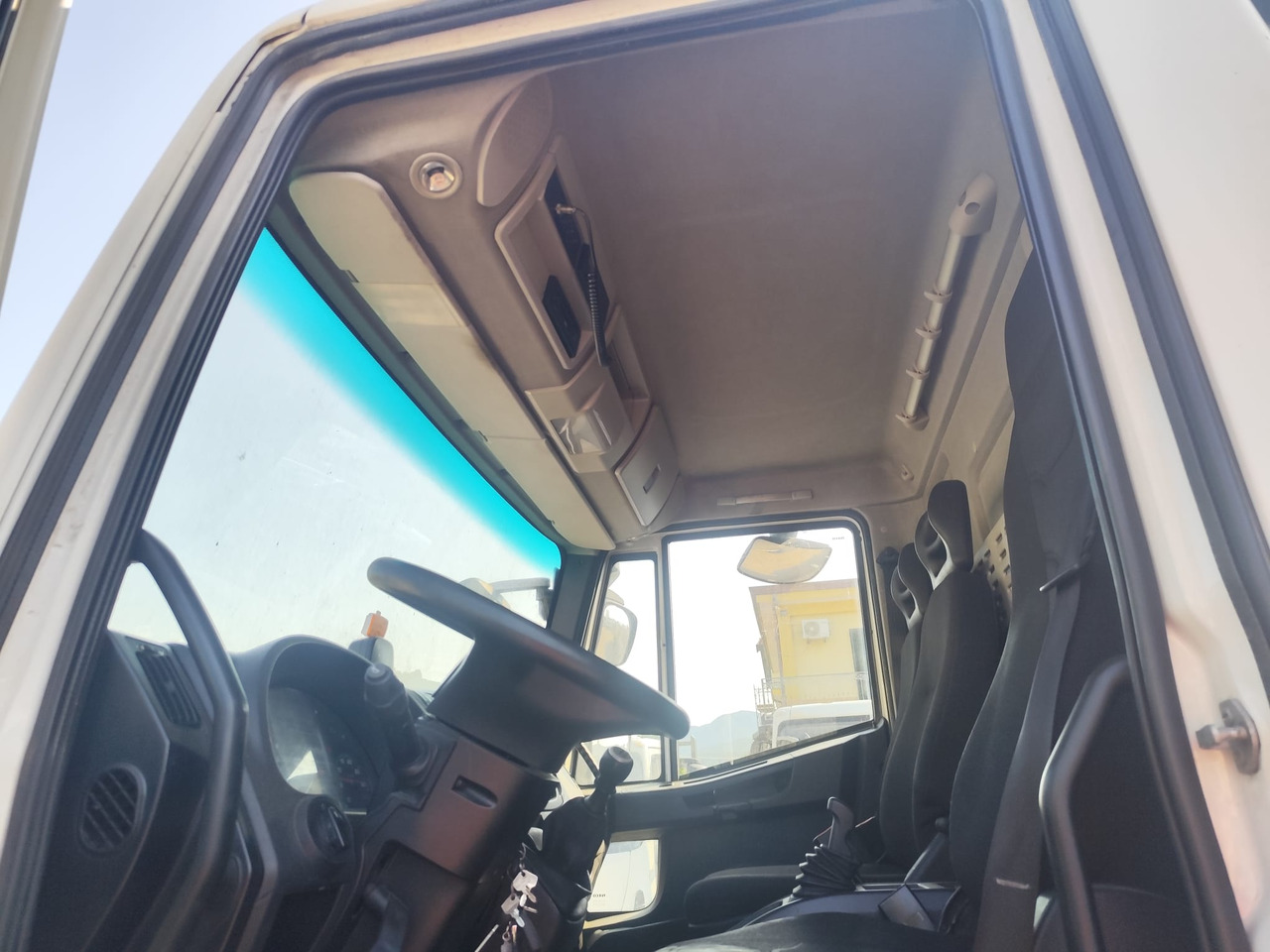 Crane truck, Crane truck IVECO EUROCARGO 180-250: picture 34