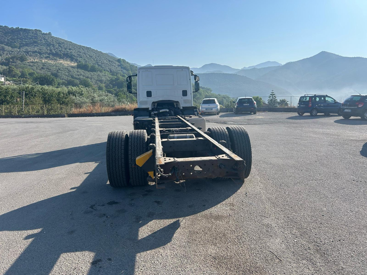 Cab chassis truck IVECO EUROCARGO 180-320: picture 15