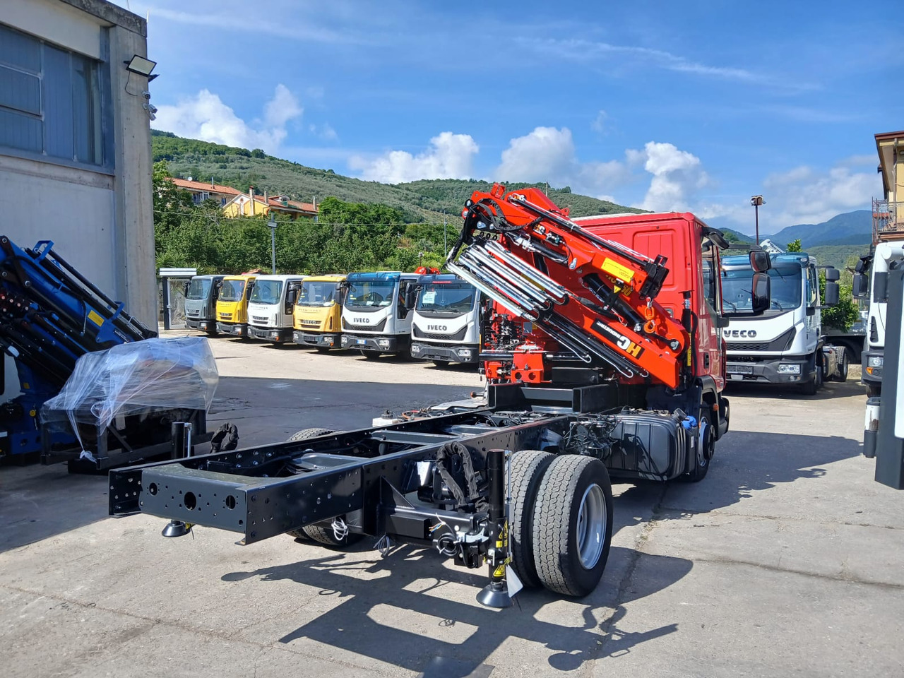 Crane truck IVECO EUROCARGO 80-190: picture 12
