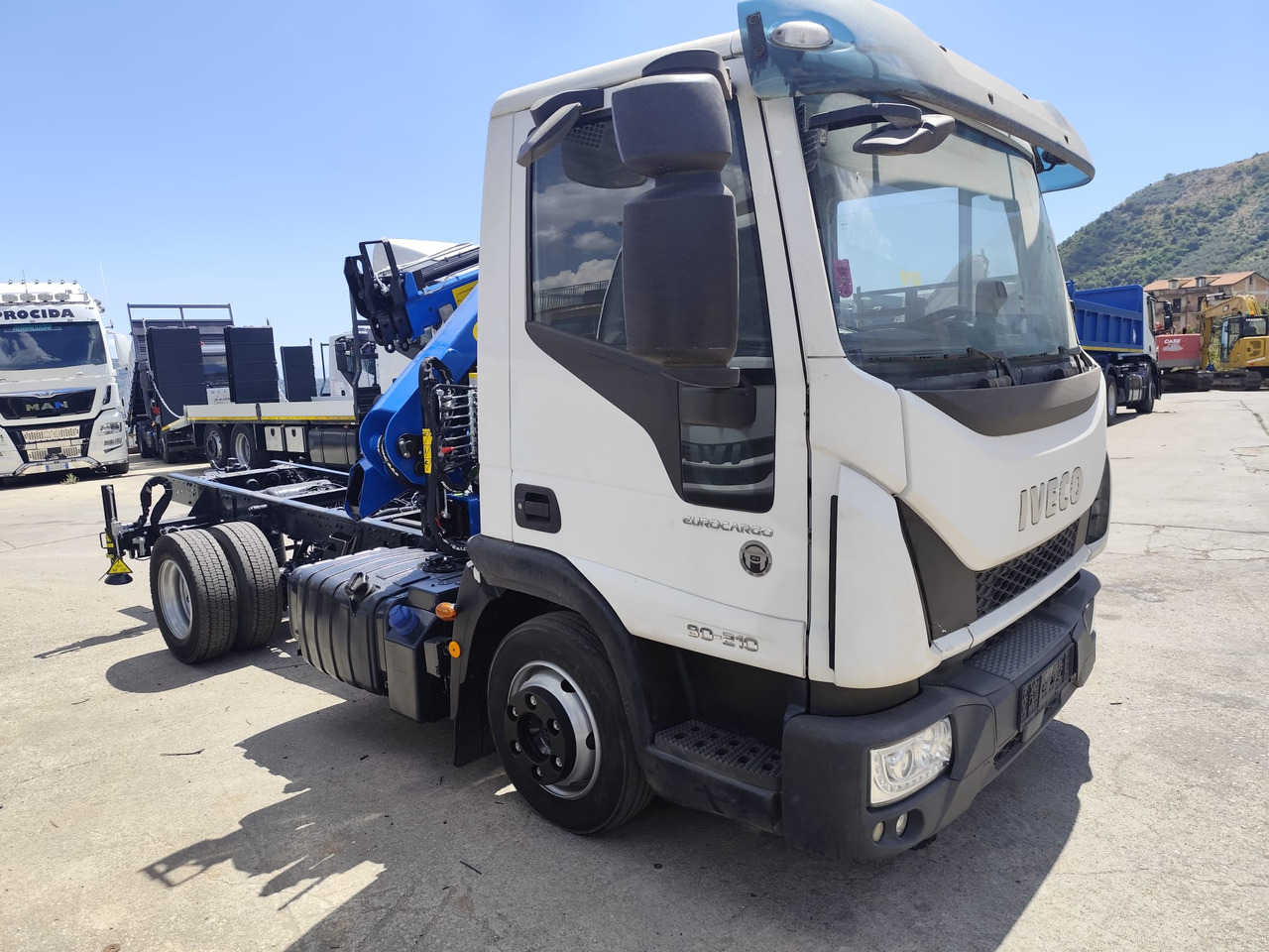 Crane truck IVECO EUROCARGO 80-210: picture 24