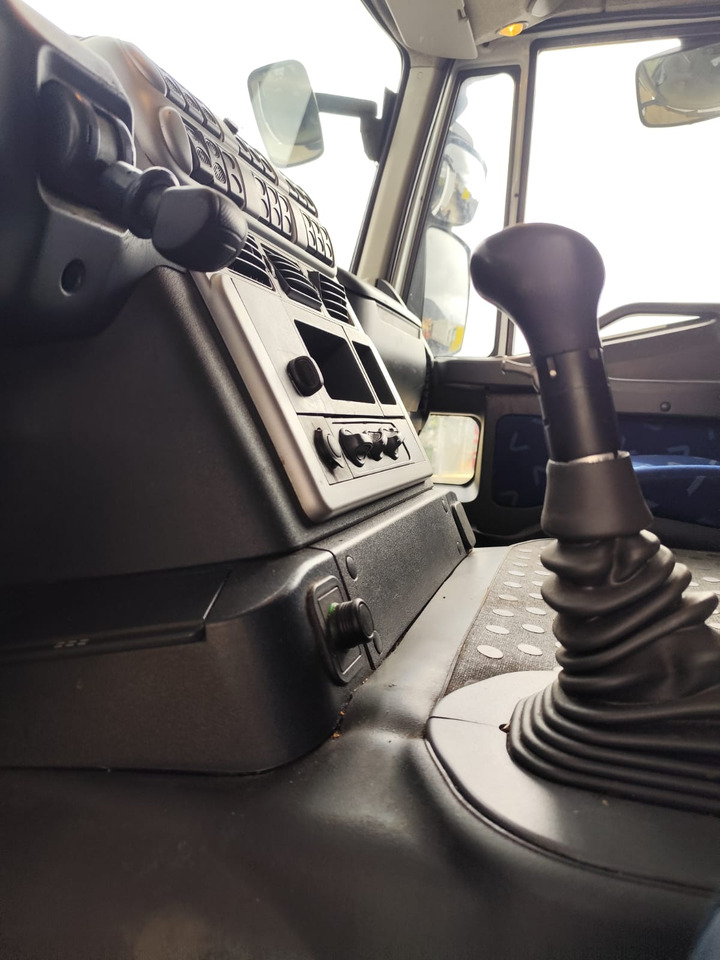 Crane truck, Tipper IVECO STRALIS AD 190S31P: picture 30