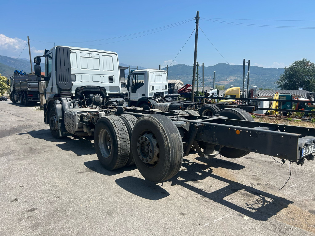 Cab chassis truck IVECO STRALIS AD 260S31: picture 13