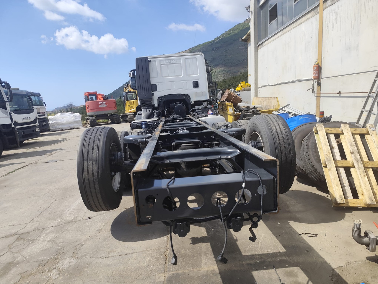 Cab chassis truck IVECO STRALIS AD 260S31 Y/P: picture 20
