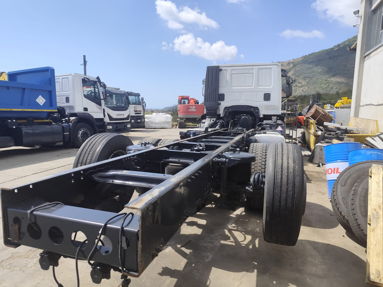 Cab chassis truck IVECO STRALIS AD 260S31 Y/P: picture 23