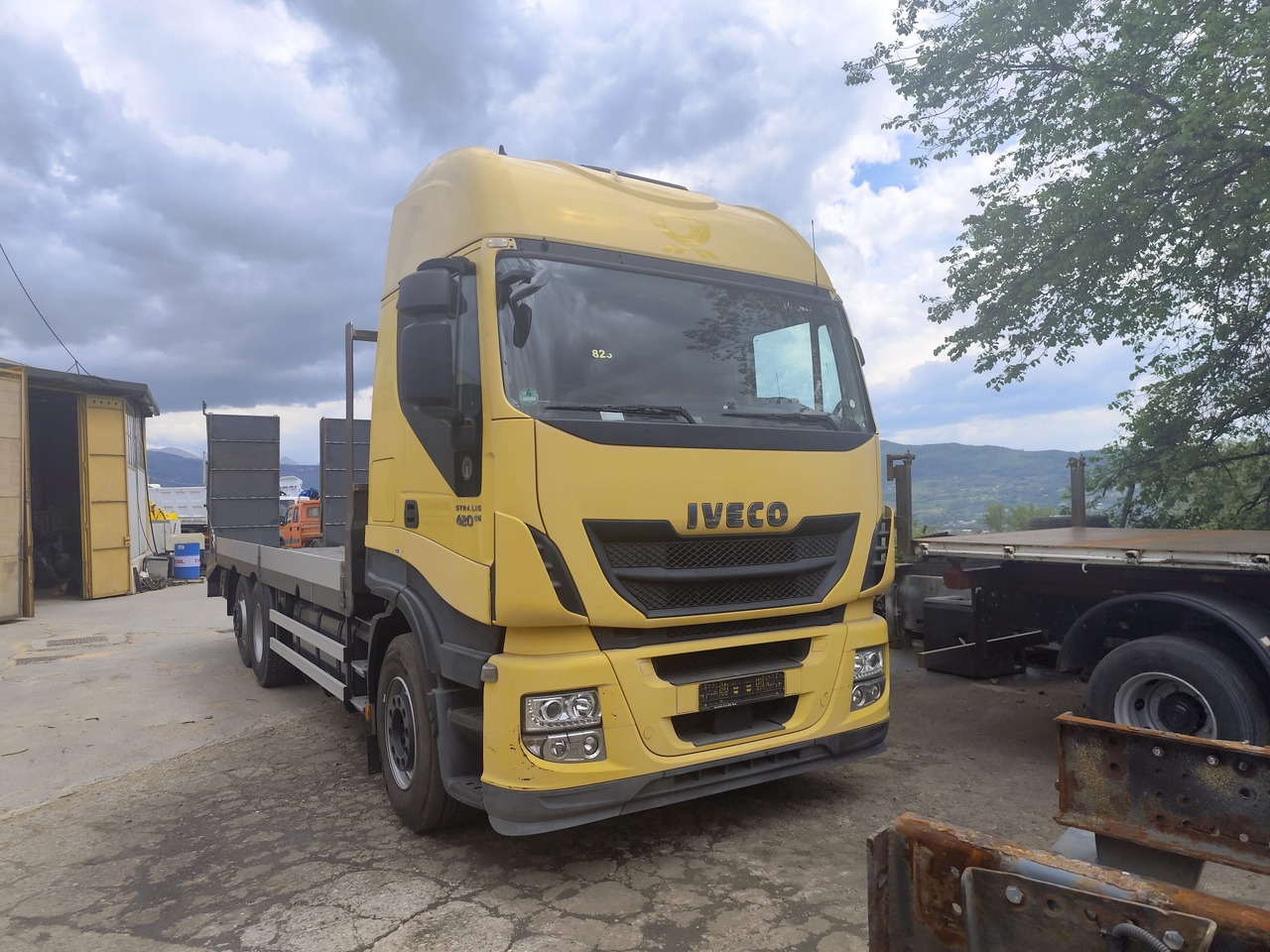 IVECO STRALIS AS 260S42 - Dropside/ Flatbed truck: picture 5 IVECO STRALIS AS 260S42 - Dropside/ Flatbed truck: picture 5
