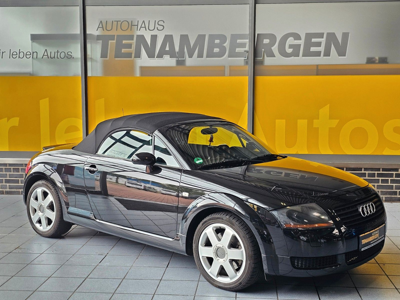 Audi TT 1.8 T Roadster Sitzheizung neues Verdeck - Car: picture 1 Audi TT 1.8 T Roadster Sitzheizung neues Verdeck - Car: picture 1