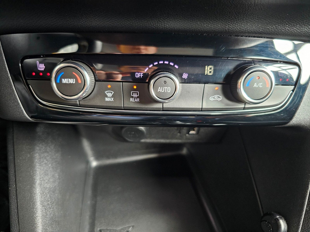 Car Opel Corsa F Elegance Sommer+Winterreifen +Wärmepumpe: picture 11
