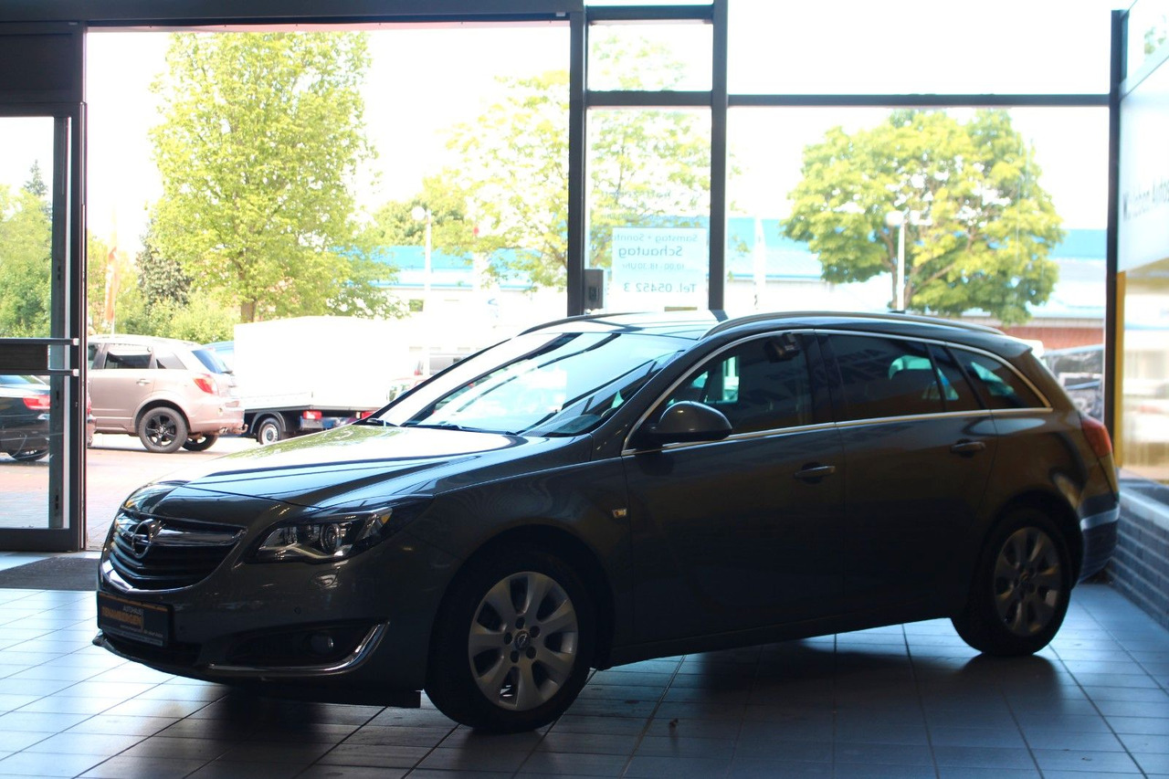 Opel Insignia A ST 2.0 Innovation Navi Kamera BiXenon - Car: picture 4 Opel Insignia A ST 2.0 Innovation Navi Kamera BiXenon - Car: picture 4