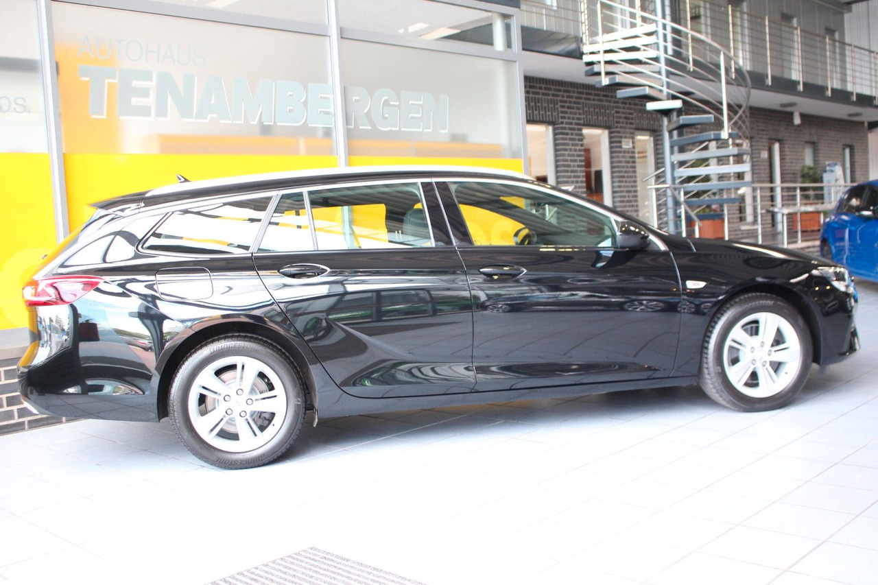 Opel Insignia B ST AT-9 Elegance IntelliLux-LED AGR - Station wagon: picture 3 Opel Insignia B ST AT-9 Elegance IntelliLux-LED AGR - Station wagon: picture 3