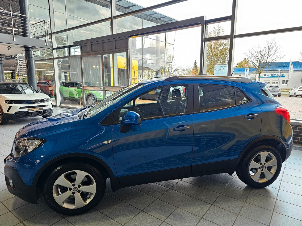 Opel Mokka Edition SHZ Navi PDC v+h Kamera - SUV: picture 3 Opel Mokka Edition SHZ Navi PDC v+h Kamera - SUV: picture 3
