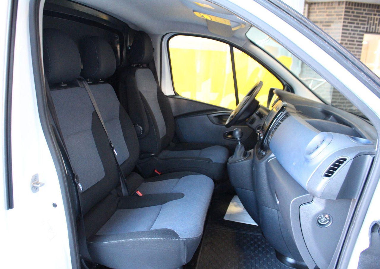 Opel Vivaro B Pritsche L2H1 2,9t Klima Navi AHK - Flatbed van: picture 5 Opel Vivaro B Pritsche L2H1 2,9t Klima Navi AHK - Flatbed van: picture 5