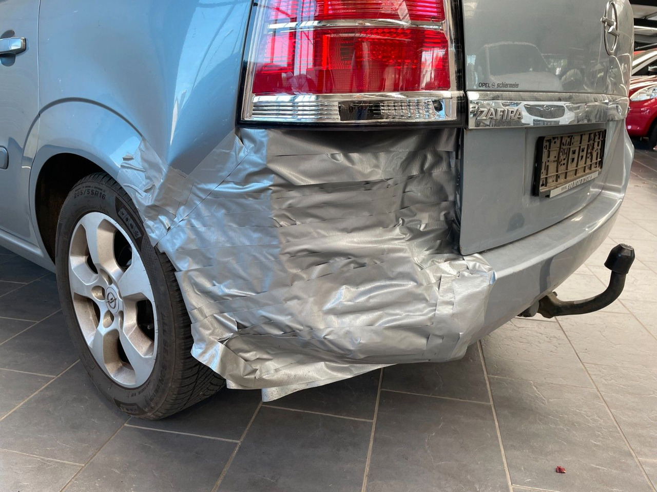 Opel Zafira B Edition - Passenger van: picture 5 Opel Zafira B Edition - Passenger van: picture 5