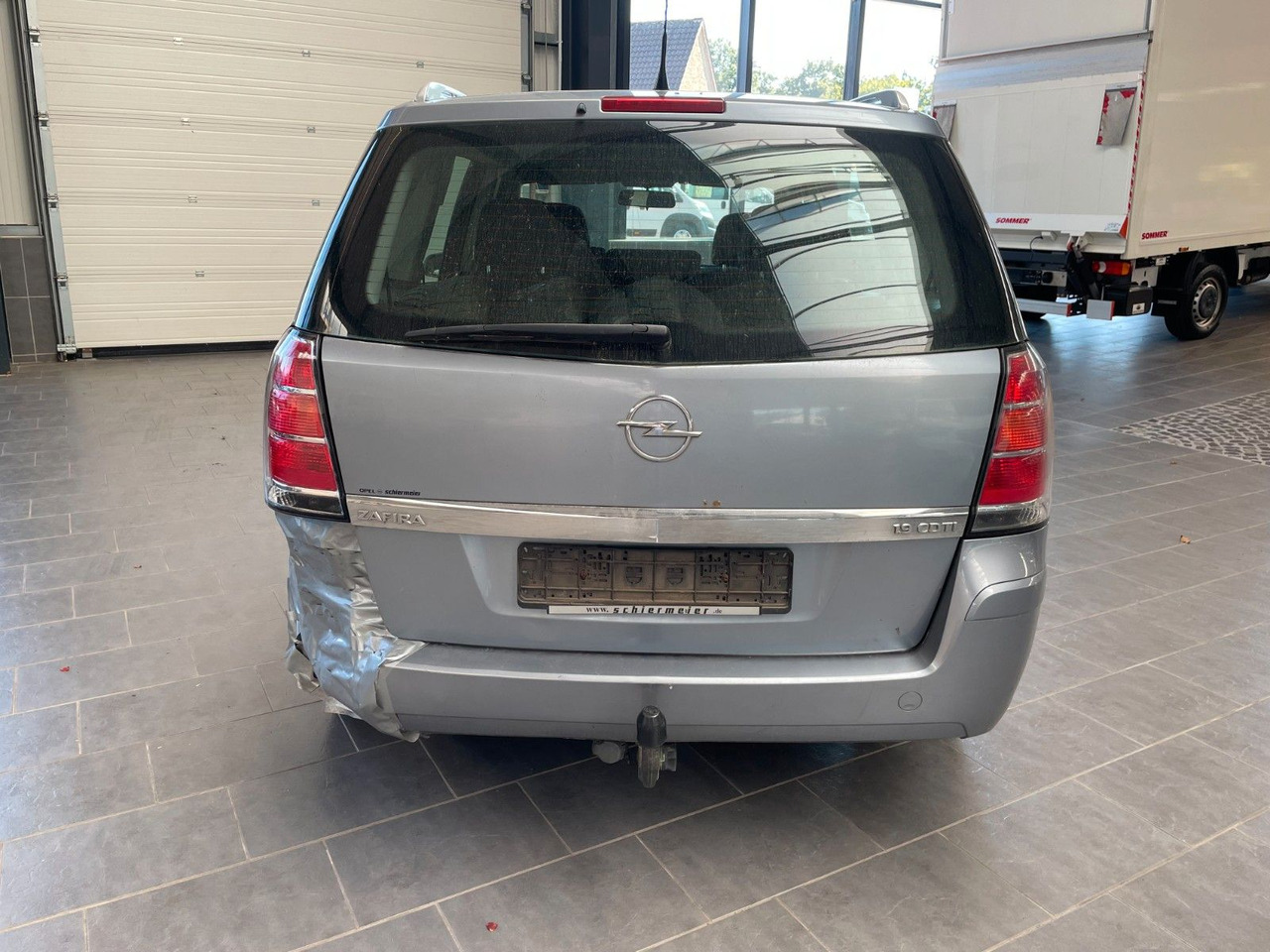 Opel Zafira B Edition - Passenger van: picture 4 Opel Zafira B Edition - Passenger van: picture 4