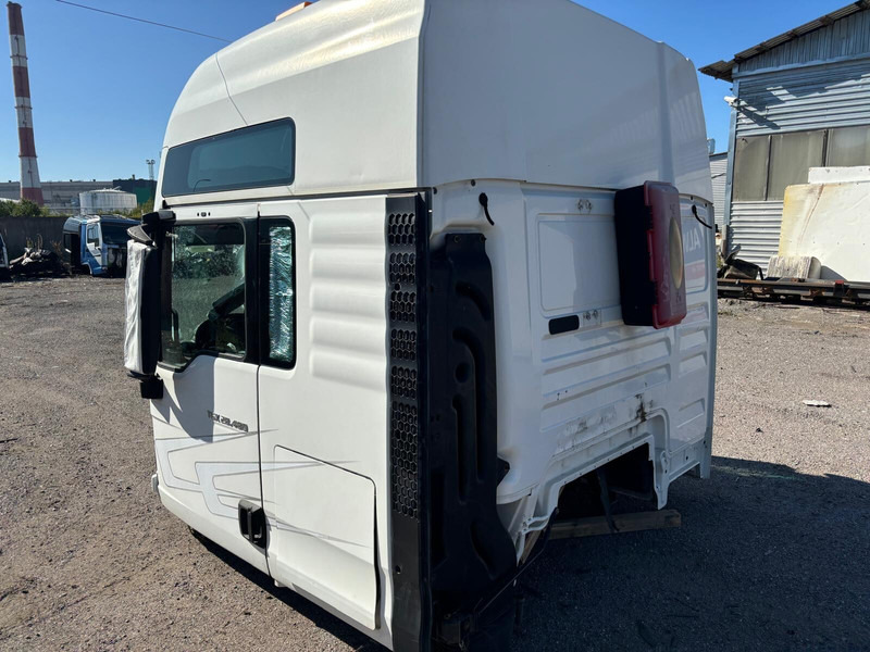 MAN Space Cab F99L/R41 - Cab and interior: picture 3 MAN Space Cab F99L/R41 - Cab and interior: picture 3