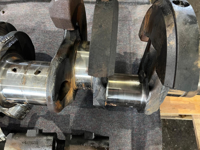 Scania R580 - Crankshaft: picture 4 Scania R580 - Crankshaft: picture 4