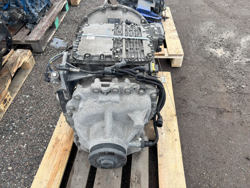 Volvo AT2412F - Gearbox: picture 4 Volvo AT2412F - Gearbox: picture 4