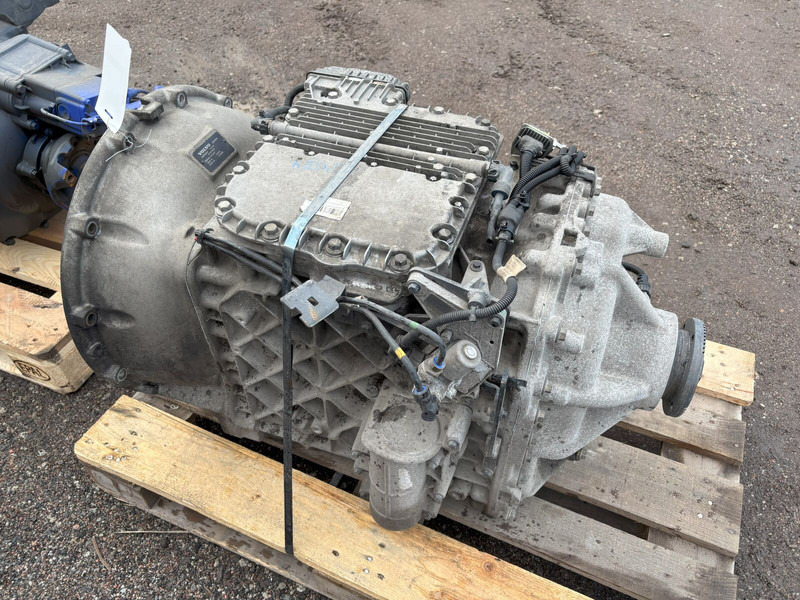 Volvo AT2412F - Gearbox: picture 1 Volvo AT2412F - Gearbox: picture 1