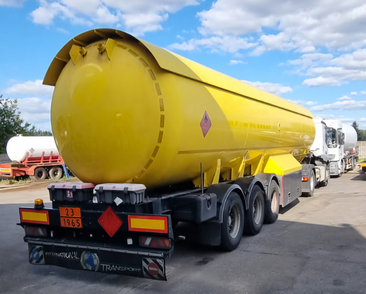 STOKOTA LPG/ PROPANE/ BUTANE - Tank semi-trailer: picture 1 STOKOTA LPG/ PROPANE/ BUTANE - Tank semi-trailer: picture 1