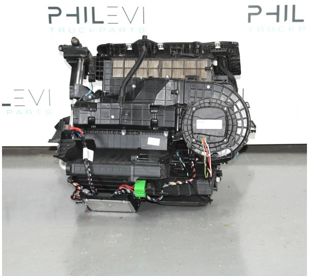 DAF XF106 Kachelhuis 2154534 - Blower motor for Truck: picture 2 DAF XF106 Kachelhuis 2154534 - Blower motor for Truck: picture 2