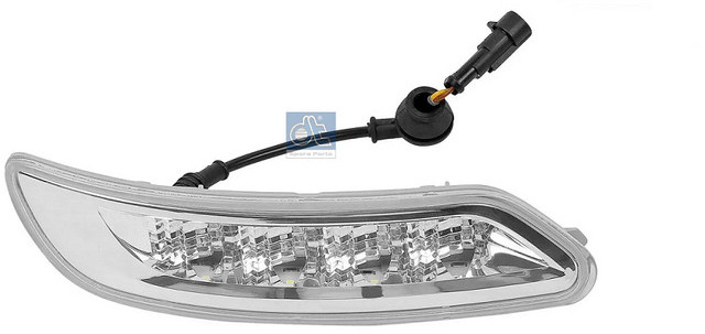 Iveco S-WAY Lamp Zonnekap Rechts 5801546522 - Lights/ Lighting for Truck: picture 1 Iveco S-WAY Lamp Zonnekap Rechts 5801546522 - Lights/ Lighting for Truck: picture 1