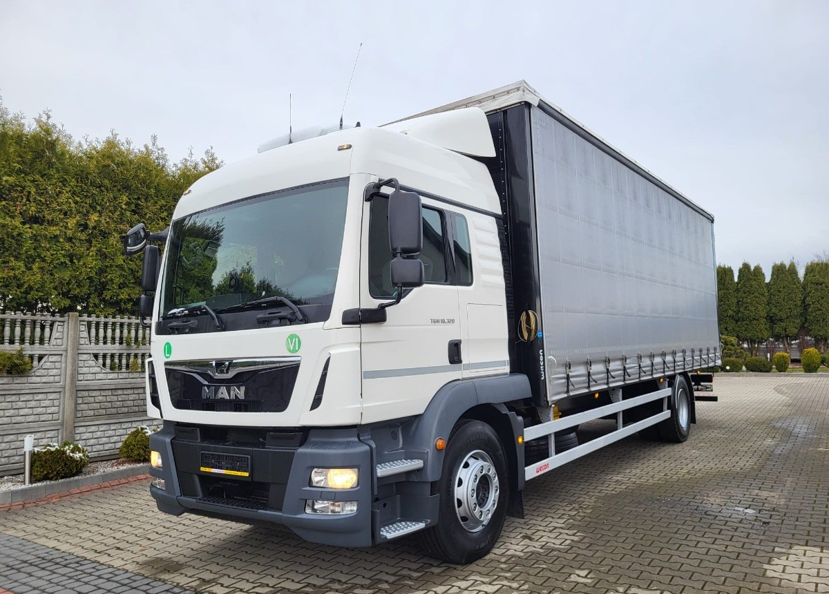 MAN Man Salon Polska I własciciel Serwisowany Bezwypadkowy 18/320 - Curtainsider truck: picture 1 MAN Man Salon Polska I własciciel Serwisowany Bezwypadkowy 18/320 - Curtainsider truck: picture 1