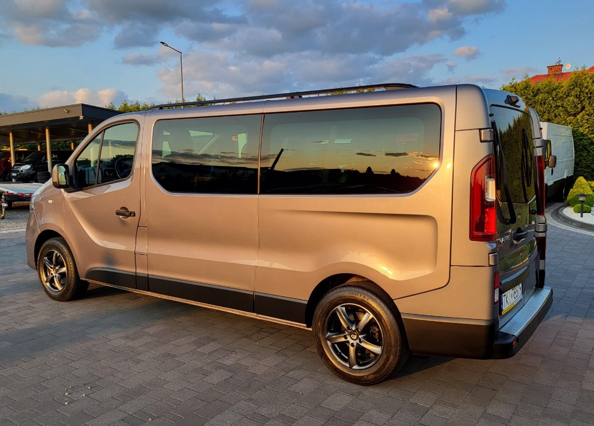 Renault Trafic Long 9-osobowy 2.0 150ps. - Combi van: picture 2 Renault Trafic Long 9-osobowy 2.0 150ps. - Combi van: picture 2