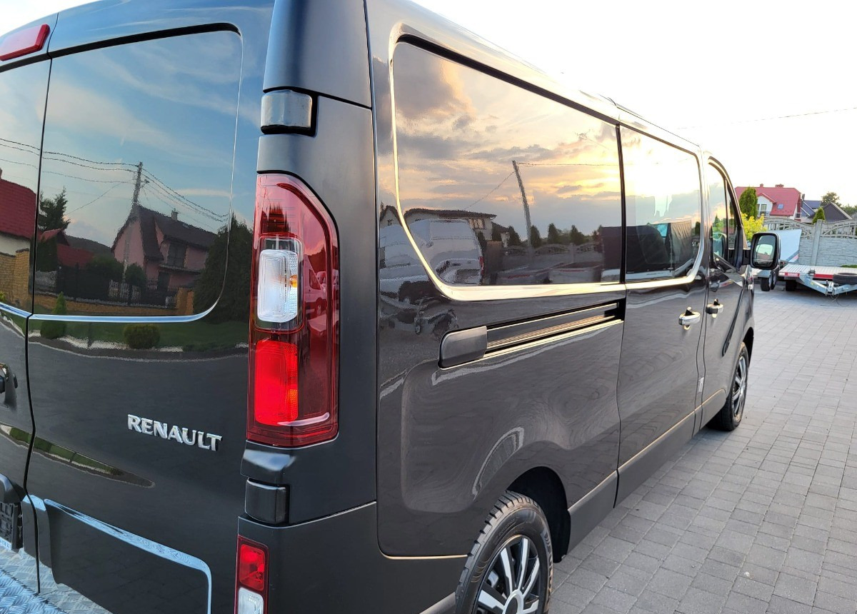 Renault Trafic Long doka 6-osobowy 6 osobowy - Combi van: picture 5 Renault Trafic Long doka 6-osobowy 6 osobowy - Combi van: picture 5