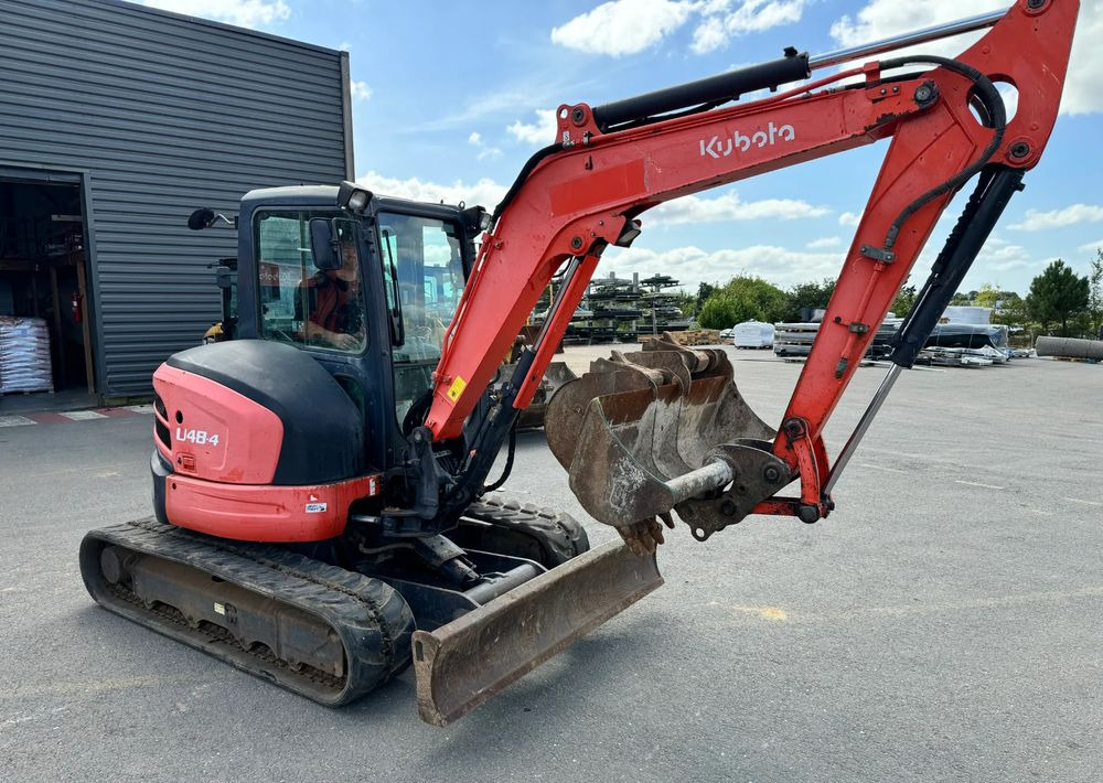 Crawler excavator Kubota U48-4: picture 1