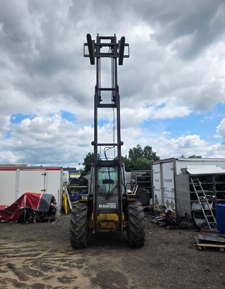 Manitou M26.4 Terenowy 4x4 5,5m - Rough terrain forklift: picture 1 Manitou M26.4 Terenowy 4x4 5,5m - Rough terrain forklift: picture 1