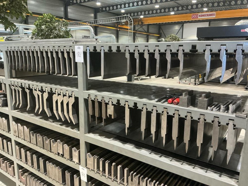 Onbekend - Metalworking machinery: picture 1 Onbekend - Metalworking machinery: picture 1