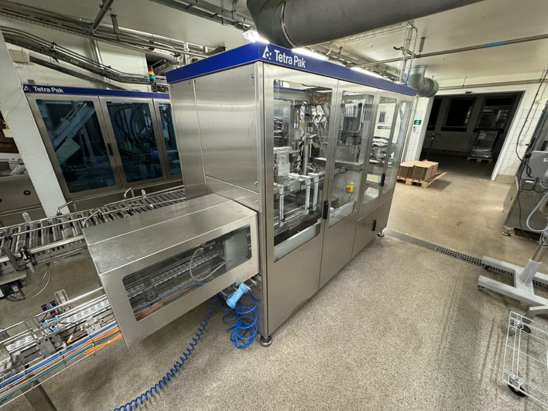 Tetra Pak Cardboard Packer - Packaging machinery: picture 4 Tetra Pak Cardboard Packer - Packaging machinery: picture 4