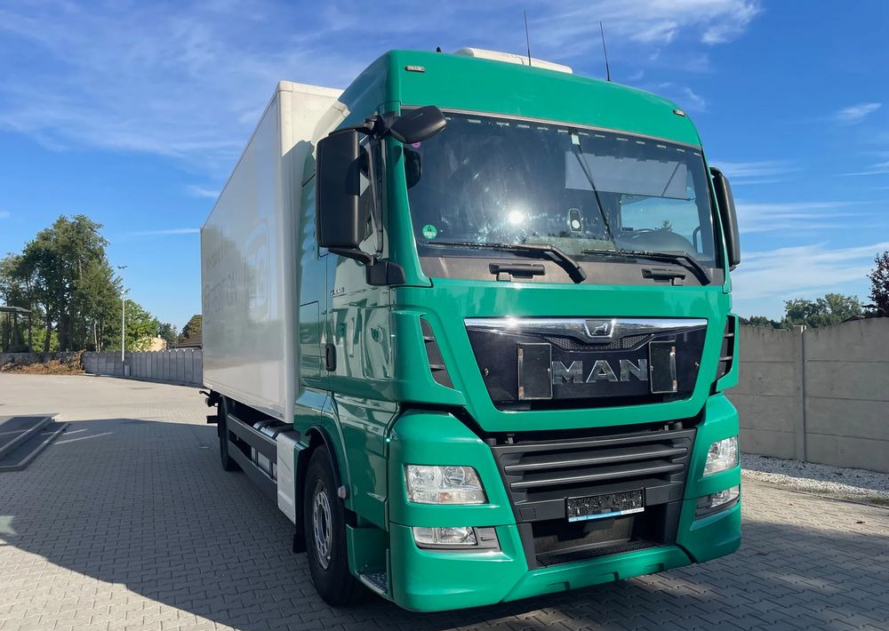 MAN TGX 18.420/ KONTENER 7,2m - Box truck: picture 3 MAN TGX 18.420/ KONTENER 7,2m - Box truck: picture 3