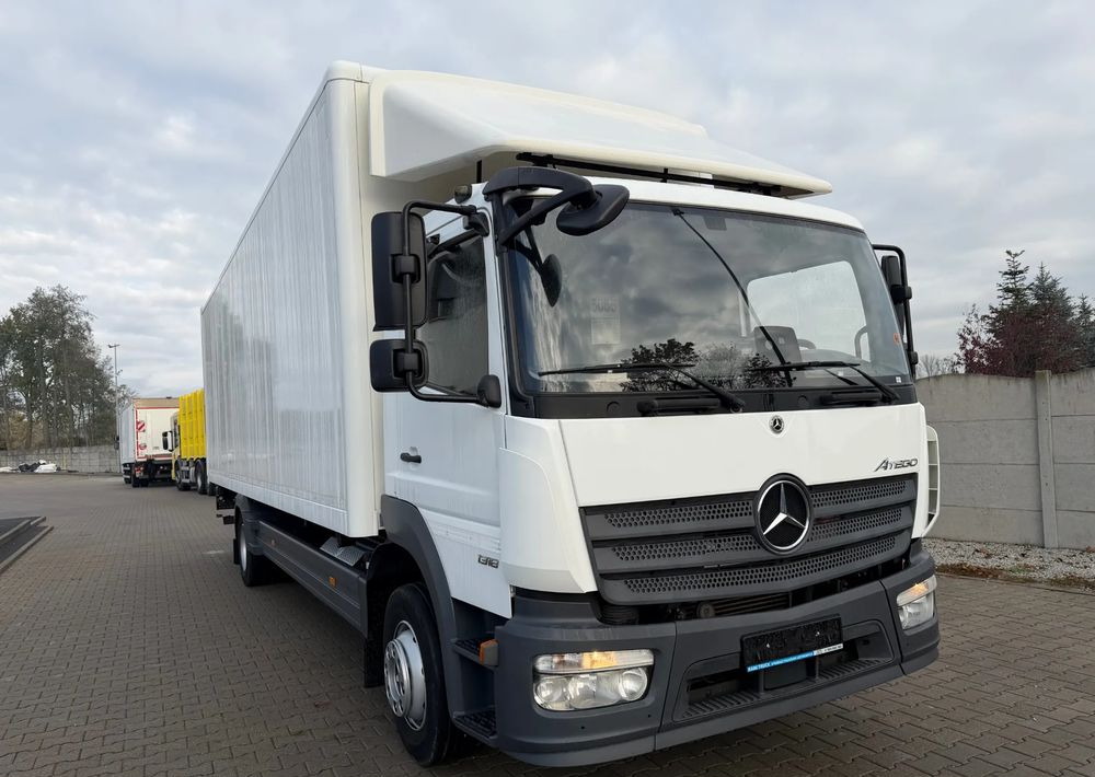 Mercedes-Benz ATEGO 1318 IZOTERMA 20 PALET! - Box truck: picture 4 Mercedes-Benz ATEGO 1318 IZOTERMA 20 PALET! - Box truck: picture 4