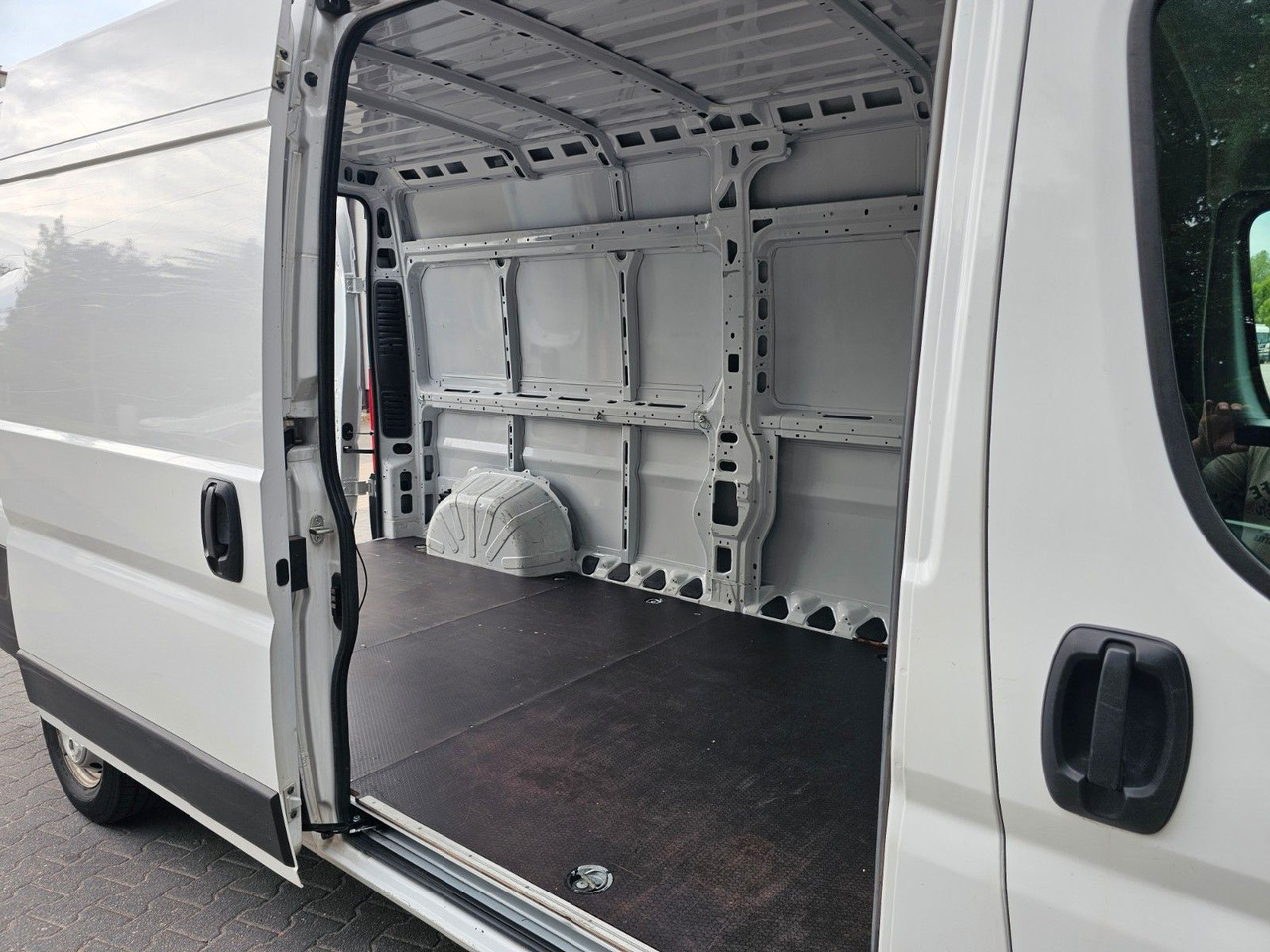 Opel MOVANO DUCATO L3H2 erst 35tkm Leichter unfall - Panel van: picture 5 Opel MOVANO DUCATO L3H2 erst 35tkm Leichter unfall - Panel van: picture 5