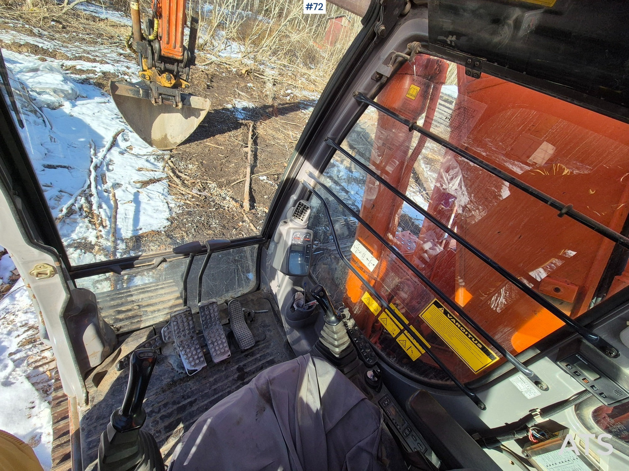 2005 Hitachi  Zaxis 225USR LC leasing 2005 Hitachi  Zaxis 225USR LC: picture 10