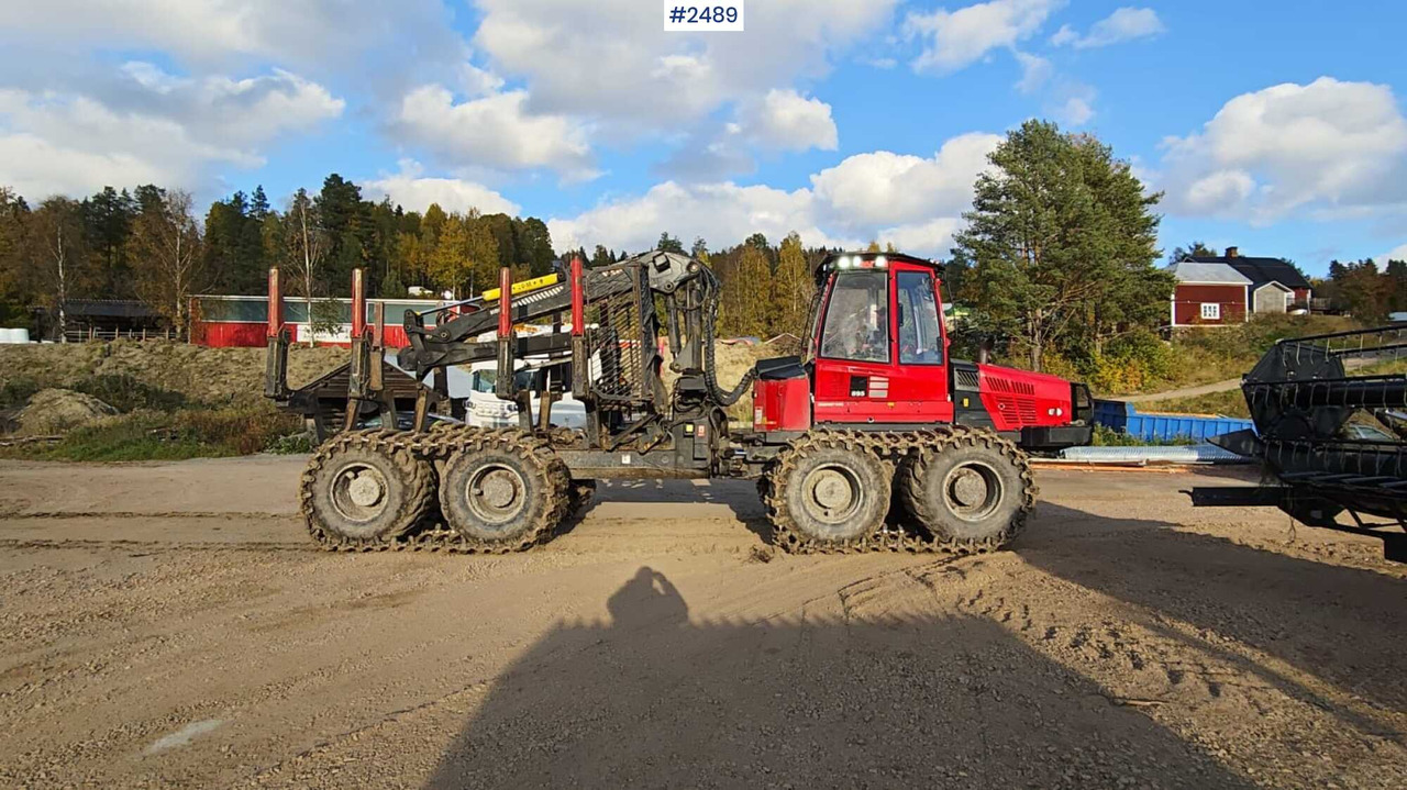 Komatsu 895 Forwarder (VIDEO) - Forwarder: picture 4 Komatsu 895 Forwarder (VIDEO) - Forwarder: picture 4