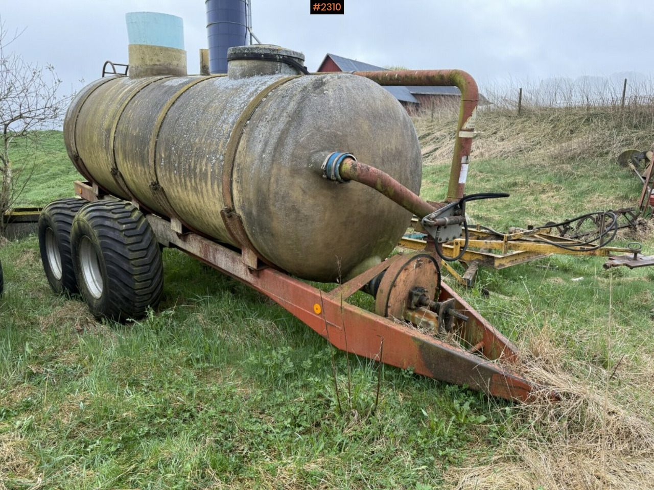 Manure barrel 8 m3 - Slurry tanker: picture 2 Manure barrel 8 m3 - Slurry tanker: picture 2