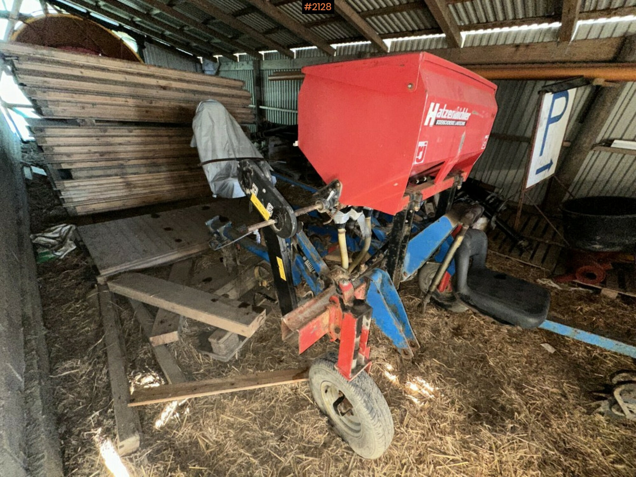 Row crop cleaner Hatzenbichler with fertilizer - Soil tillage equipment: picture 2 Row crop cleaner Hatzenbichler with fertilizer - Soil tillage equipment: picture 2