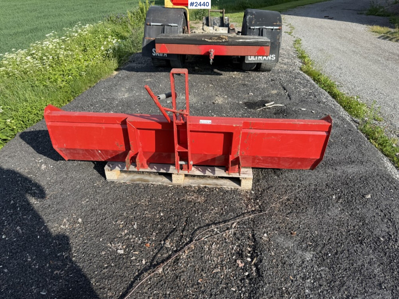 Tippable Rear Bucket Trejon - Loader bucket: picture 3 Tippable Rear Bucket Trejon - Loader bucket: picture 3