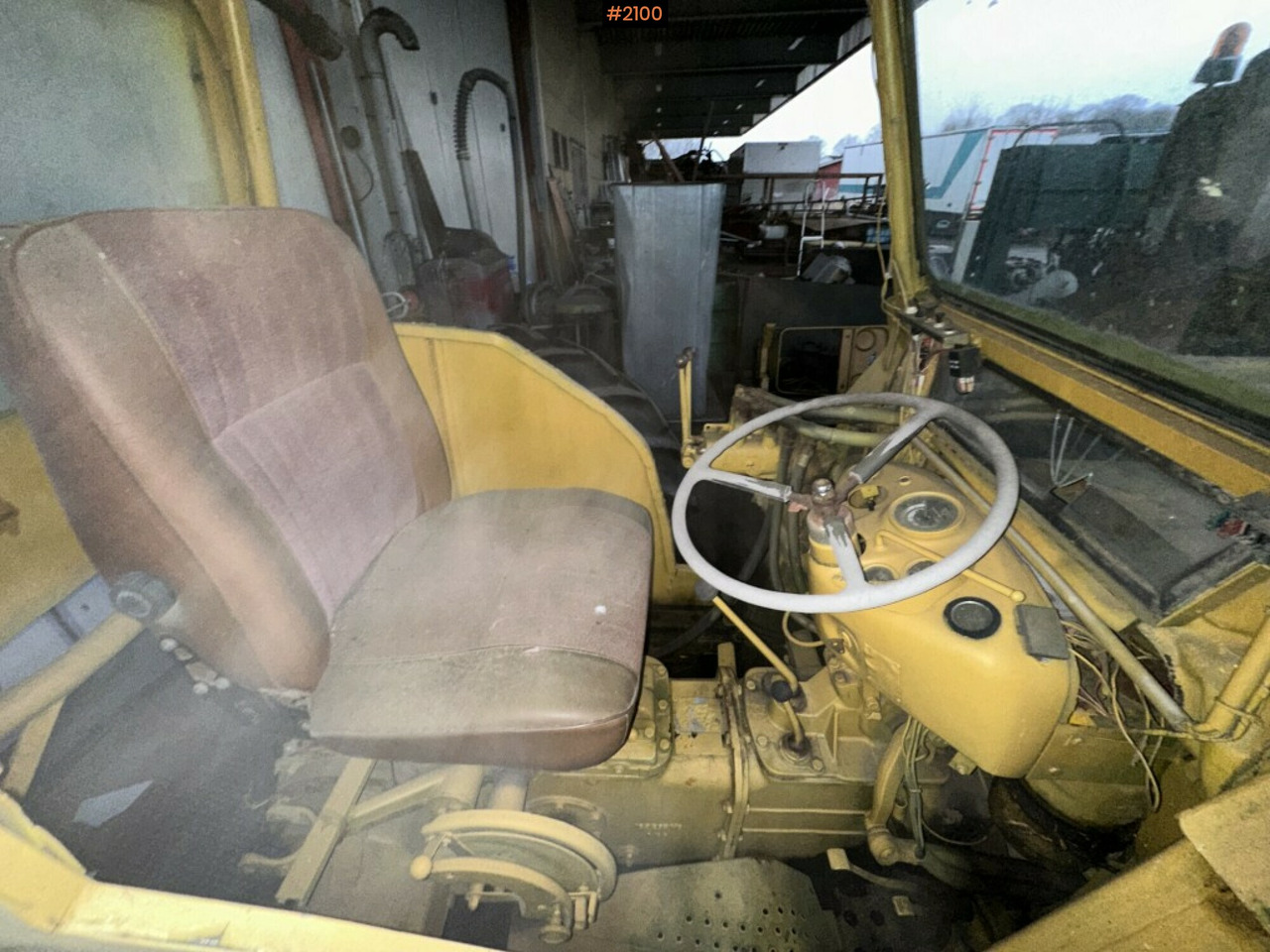 Farm tractor Tractor, 2 pcs Massey Ferguson 205 and 203: picture 17