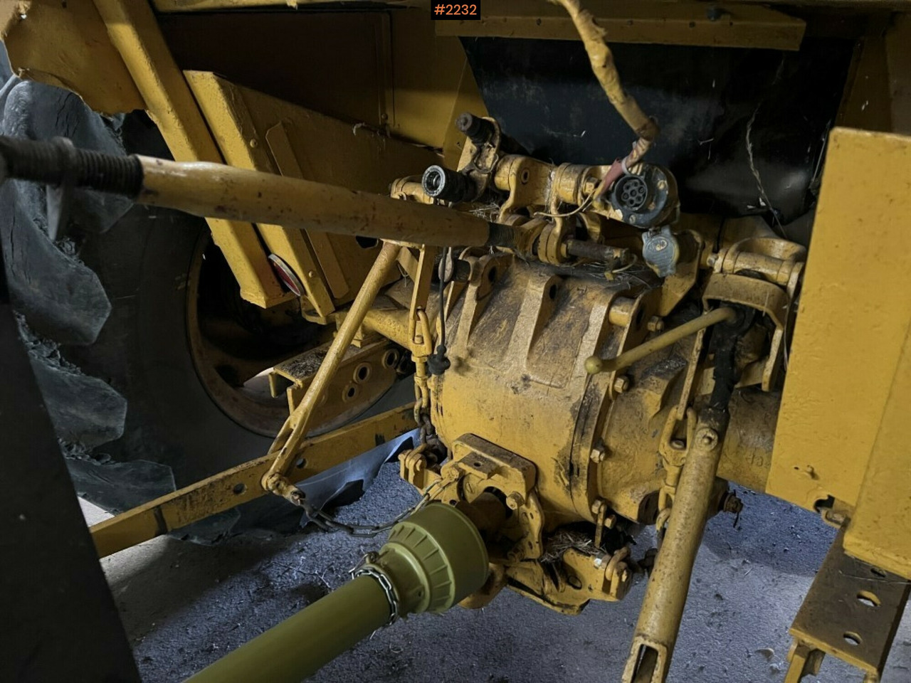 Farm tractor Tractor- MASSEY-FERGUSON 203: picture 10