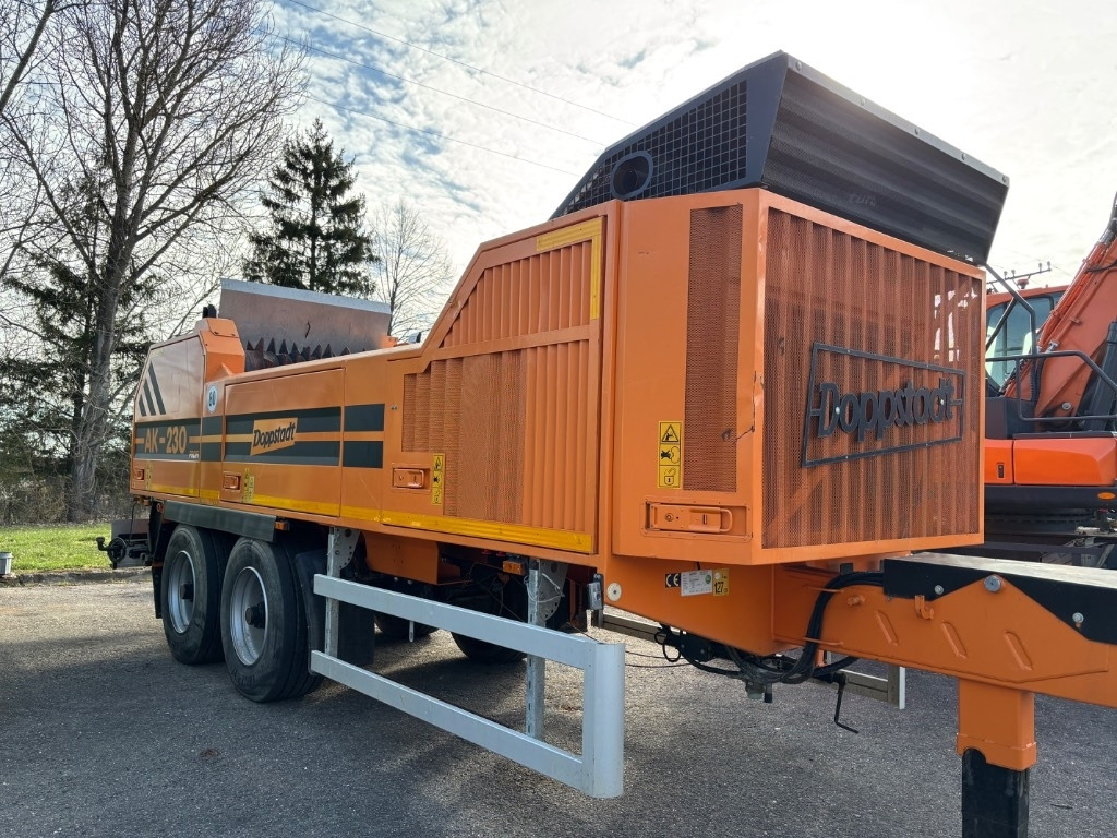 Doppstadt AK 230 - Industrial waste shredder: picture 2 Doppstadt AK 230 - Industrial waste shredder: picture 2
