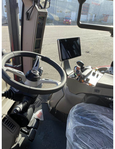 Farm tractor Case IH Puma 165 CVX Drive: picture 9