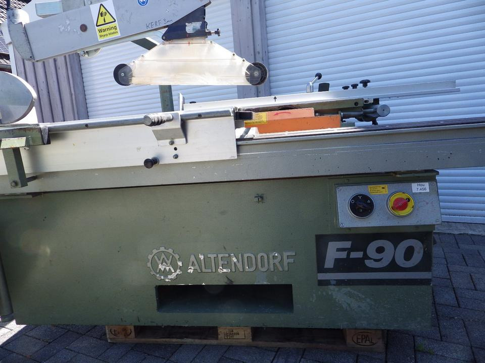 2 x Formatkreissäge mit Vorritzer Altendorf F90 und ROBLAND E300 - Workshop equipment: picture 1 2 x Formatkreissäge mit Vorritzer Altendorf F90 und ROBLAND E300 - Workshop equipment: picture 1