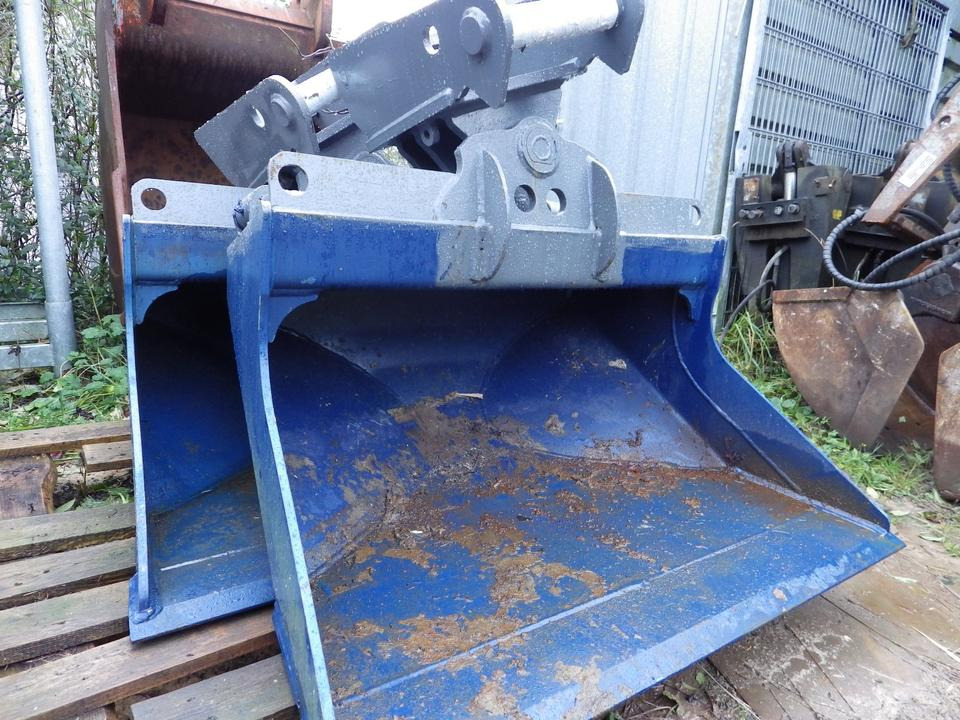 Planierlöffel 1200 mm hydr. schwenkbar MS08    (netto 3300,00) - Excavator bucket: picture 2 Planierlöffel 1200 mm hydr. schwenkbar MS08    (netto 3300,00) - Excavator bucket: picture 2