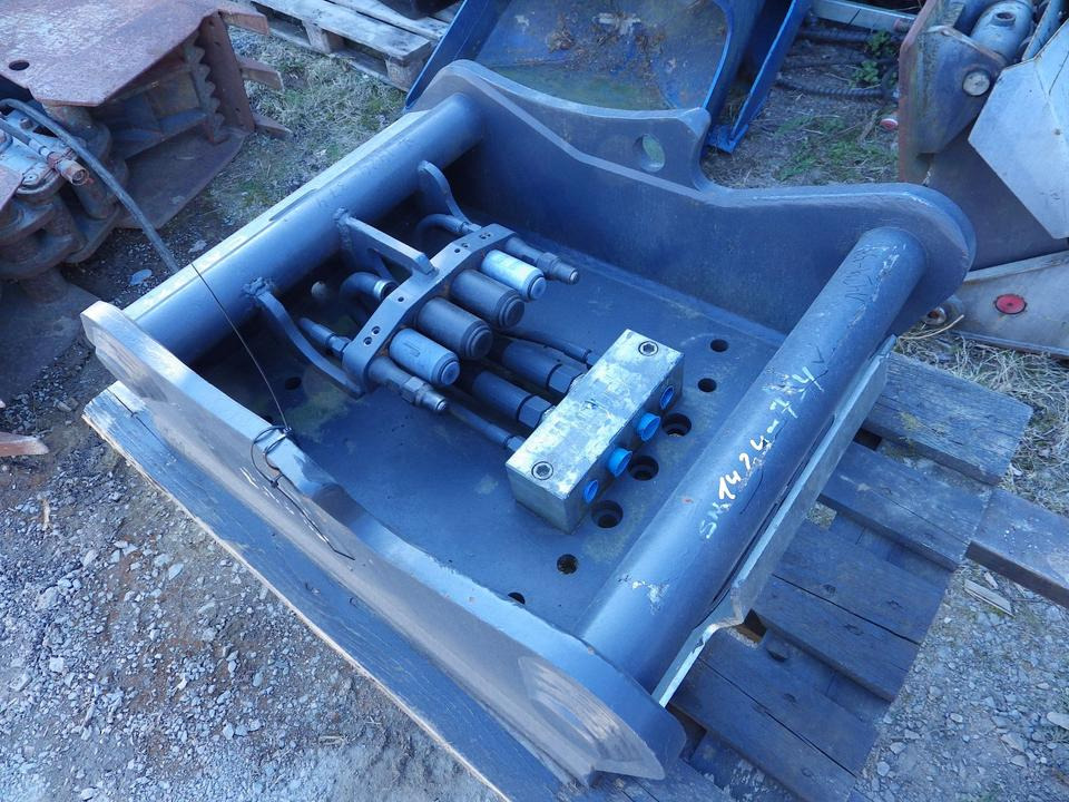 SchraubAdapterPlatte OQ80 OilQuick 80 - Quick coupler: picture 1 SchraubAdapterPlatte OQ80 OilQuick 80 - Quick coupler: picture 1